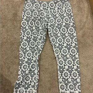 Lululemon Athletica Gray and White Patterned Pants